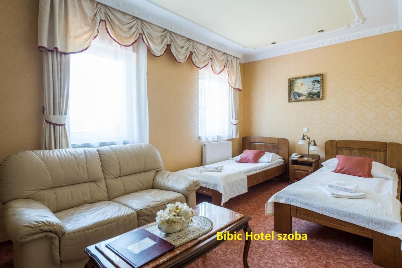 Hotel Bibic Es Tueskevar Etterem Es Horgaszto Nyiregyhaza Bagian luar foto
